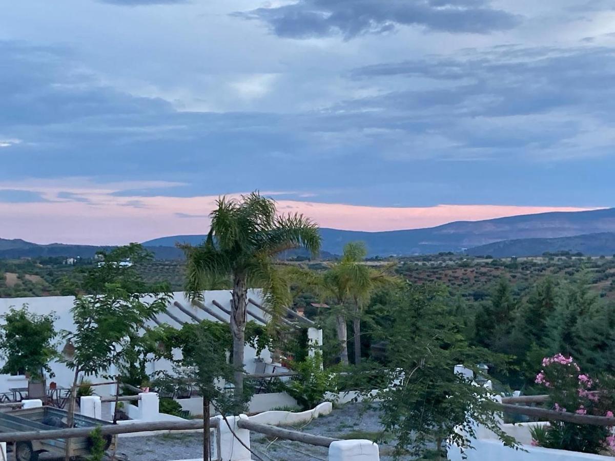 Finca El Atardecer-Luna Los Santos de Maimona 외부 사진