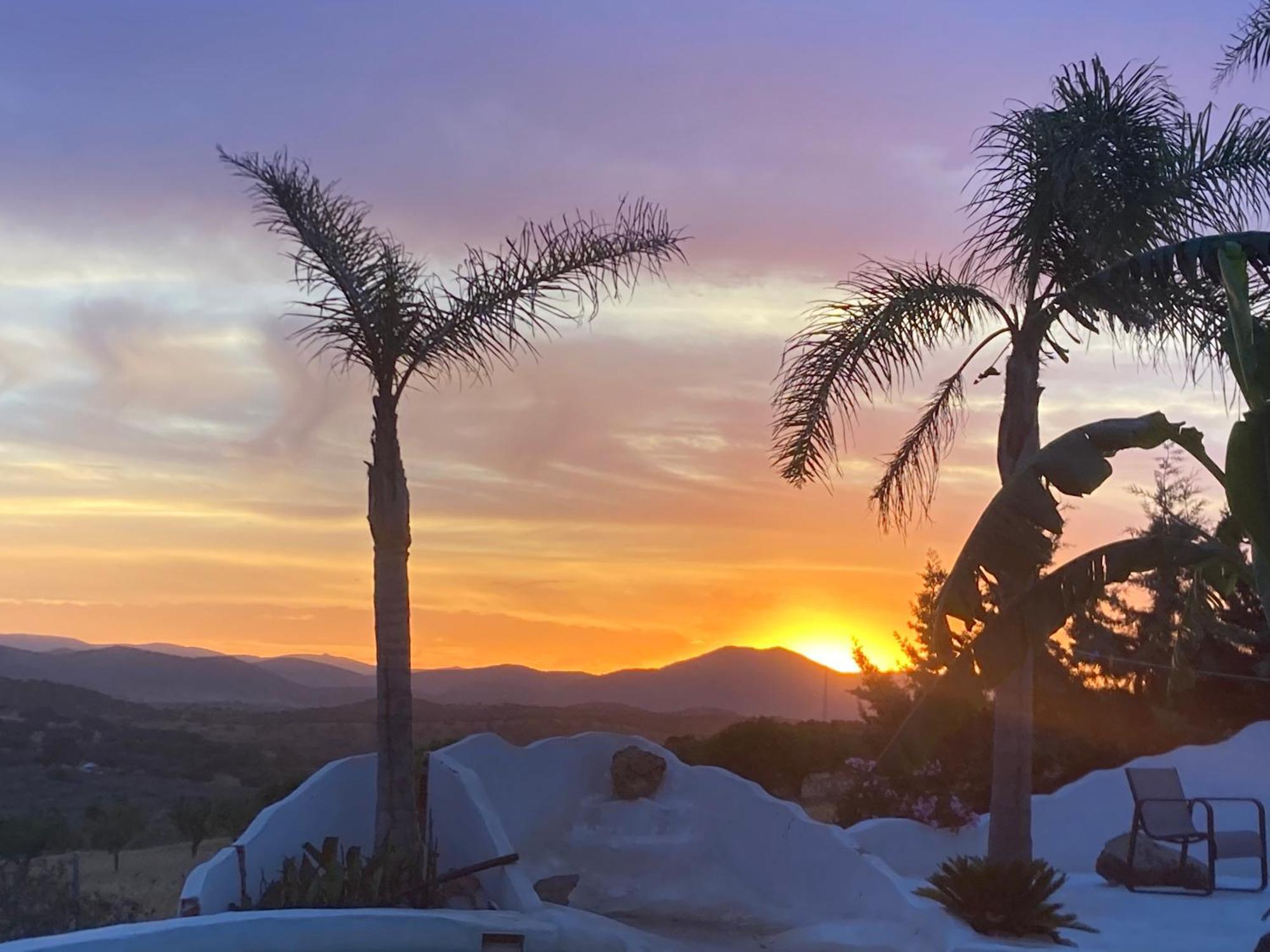 Finca El Atardecer-Luna Los Santos de Maimona 외부 사진